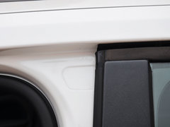 2014款 两厢经典 1.8L 自动 酷白典藏版