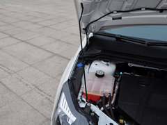 2014款 两厢经典 1.8L 自动 酷白典藏版