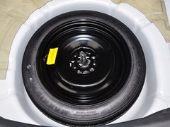 2014款 两厢经典 1.8L 自动 酷白典藏版
