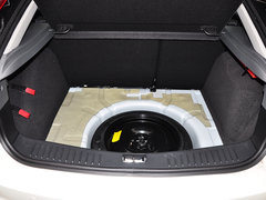 2014款 两厢经典 1.8L 自动 酷白典藏版
