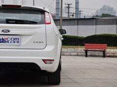 2014款 两厢经典 1.8L 自动 酷白典藏版