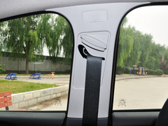 2014款 两厢经典 1.8L 自动 酷白典藏版