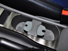 2014款 两厢经典 1.8L 自动 酷白典藏版