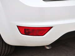 2014款 两厢经典 1.8L 自动 酷白典藏版
