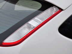 2014款 两厢经典 1.8L 自动 酷白典藏版