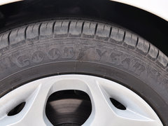 2014款 两厢经典 1.8L 自动 酷白典藏版