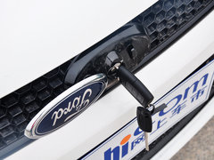2014款 两厢经典 1.8L 自动 酷白典藏版
