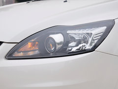 2014款 两厢经典 1.8L 自动 酷白典藏版