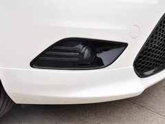 2014款 两厢经典 1.8L 自动 酷白典藏版