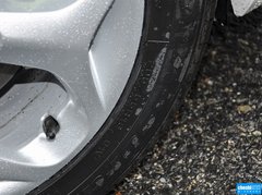 2014款 两厢经典 1.8L 自动 酷白典藏版