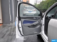 2014款 两厢经典 1.8L 自动 酷白典藏版