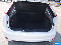 2014款 两厢经典 1.8L 自动 酷白典藏版