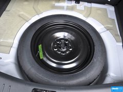 2014款 两厢经典 1.8L 自动 酷白典藏版