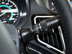 2015款 1.5L 手动 豪华型