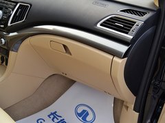 2015款 1.5L 手动 豪华型