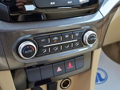 2015款 1.5L 手动 豪华型