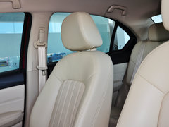 2015款 1.5L 手动 豪华型