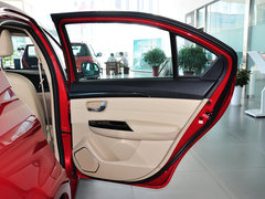 2015款 1.5L 手动 豪华型