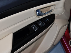 2015款 1.5L 手动 豪华型