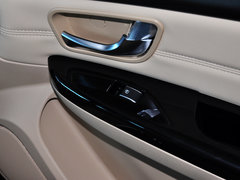 2015款 1.5L 手动 豪华型