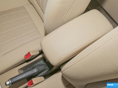 2015款 1.5L 手动 豪华型