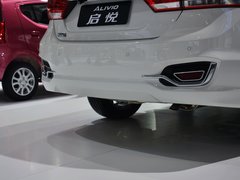 2015款 1.6L 自动 尊享型