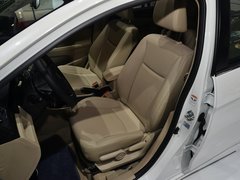 2015款 1.6L 自动 尊享型
