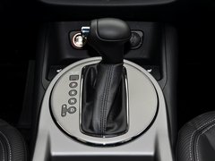 2015款 2.0L 自动 两驱版Premium 5座