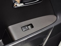 2015款 2.0L 自动 两驱版Premium 5座