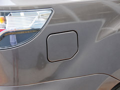 2015款 2.4L 手动 两驱精英版 5座