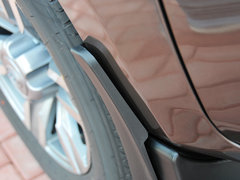 2015款 2.4L 手动 两驱精英版 5座