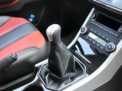 2015款 2.4L 手动 两驱精英版 5座