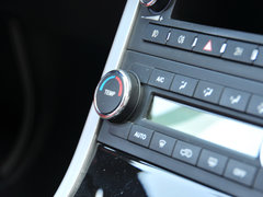 2015款 2.4L 手动 两驱精英版 5座