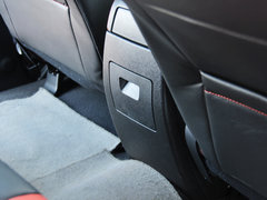 2015款 2.4L 手动 两驱精英版 5座