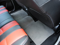 2015款 2.4L 手动 两驱精英版 5座