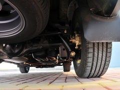 2015款 2.4L 手动 两驱精英版 5座