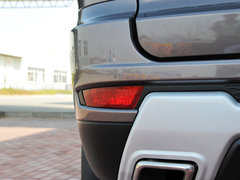 2015款 2.4L 手动 两驱精英版 5座
