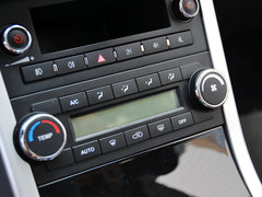 2015款 2.4L 手动 两驱精英版 5座