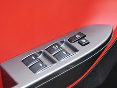 2015款 2.4L 手动 两驱精英版 5座