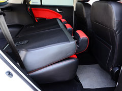 2015款 2.4L 手动 两驱精英版 5座