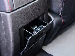 2015款 2.4L 手动 两驱精英版 5座