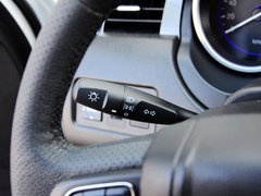 2015款 2.4L 手动 两驱精英版 5座