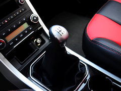 2015款 2.4L 手动 两驱精英版 5座