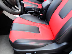 2015款 2.4L 手动 两驱精英版 5座