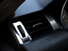 2015款 2.4L 手动 两驱精英版 5座
