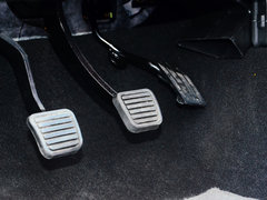 2015款 2.4L 手动 两驱精英版 5座