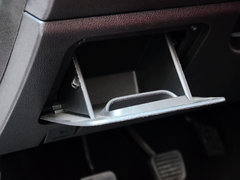 2015款 2.4L 手动 两驱精英版 5座