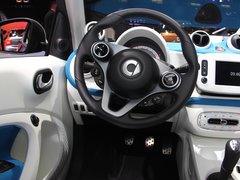2015款 1.0 MHD 新年特别版