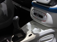 2015款 1.0 MHD 新年特别版