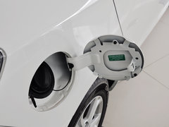 2015款 三厢1.6L 自动 精英型